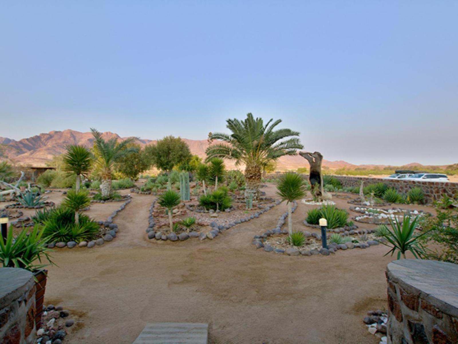 Brandberg White Lady Lodge Uis Exterior photo