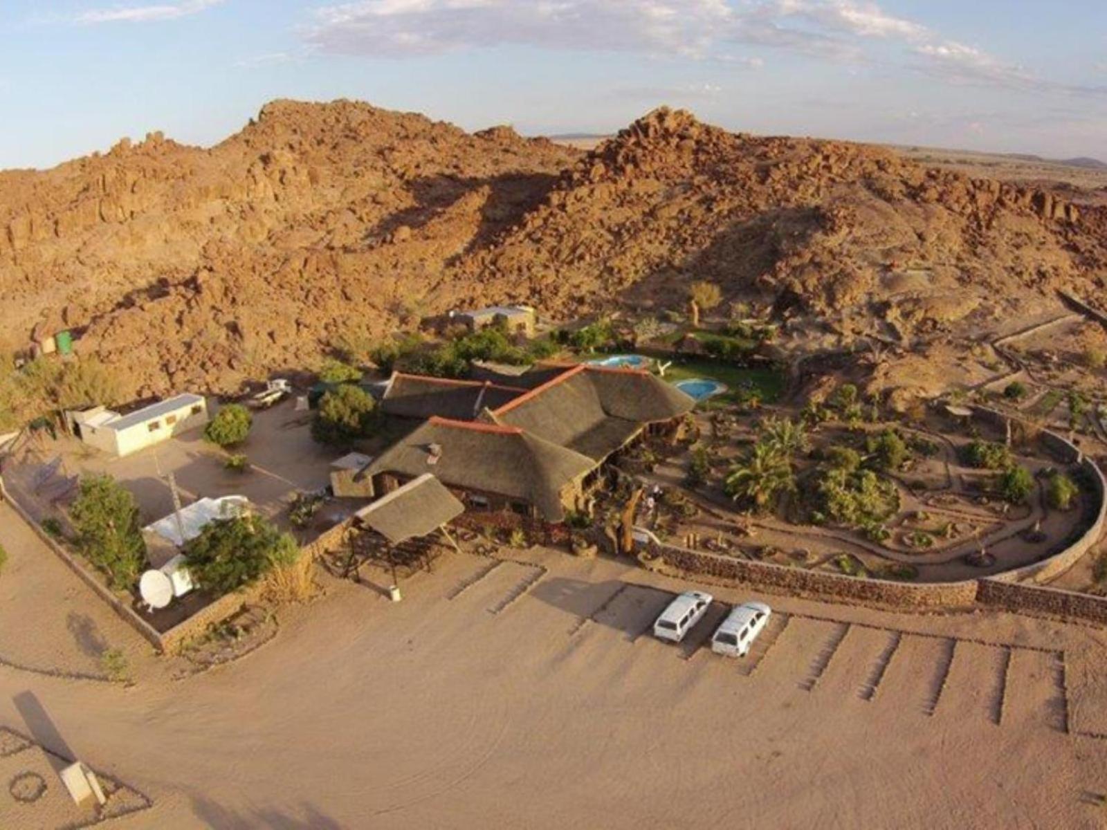 Brandberg White Lady Lodge Uis Exterior photo